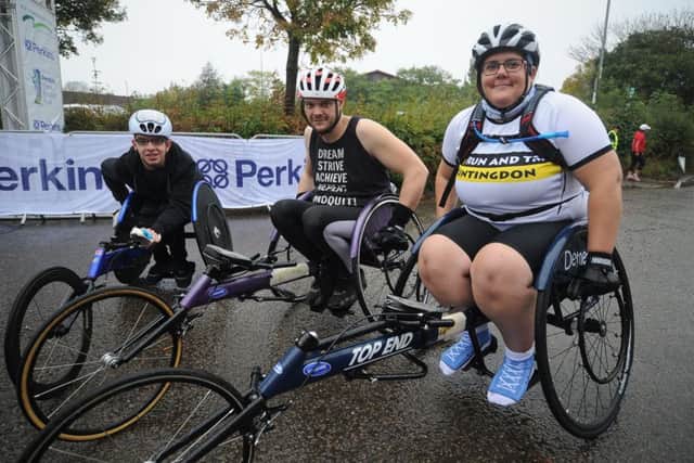 Wheelchair athletes EMN-191013-144705009