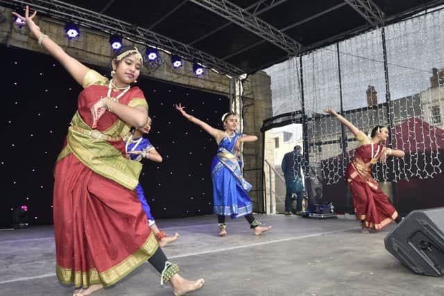 Diwali celebrations in the City Centre. 2018 EMN-181027-170044009