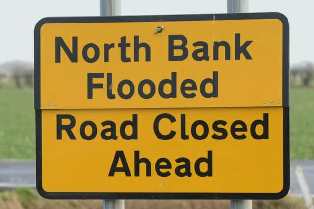 Road closed signs for the North Bank and the B1040 Whittlesey Wash Road ENGEMN00120140502114617