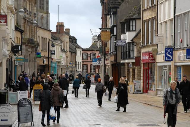 Which are the best and worst shops on the British High Street? ENGEMN00120130419183308
