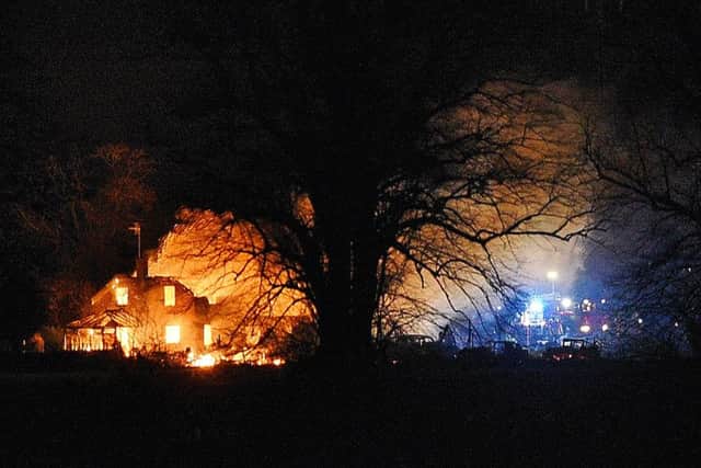 Fire near A47 at Thorney EMN-160802-204220009