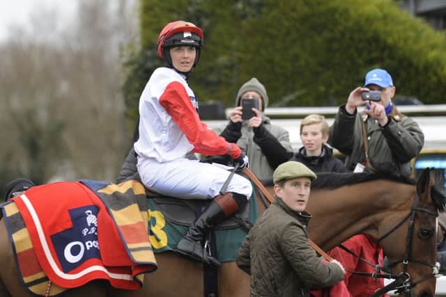 Fakenham Races, Victoria Pendleton taking part in the Betfair Switching Saddles Grassroots Fox Hunters Chase at 4.10
Wearing Red/White/Black ANL-160220-092037009