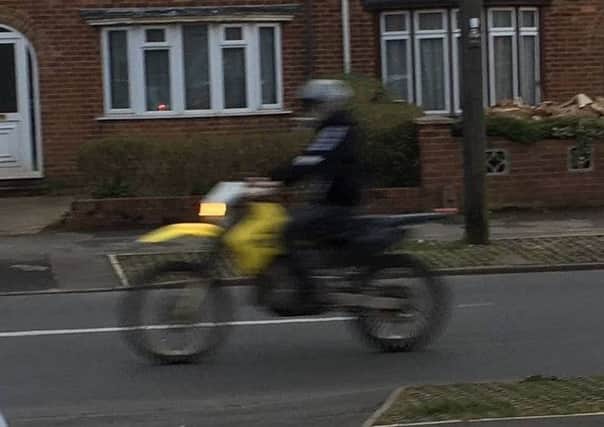 Police want to speak to this motorcyclist. Lt1NDXEHGNb5OA3WSe9a