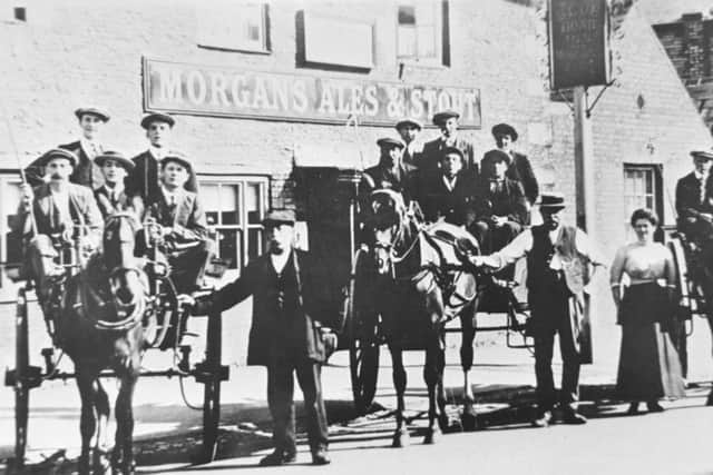 Setting off for war from the Blue Boar in Eye