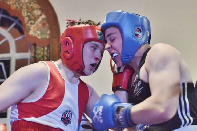 Action from the bout between Kamil Tarmawski and Corey Cochane. Photo; David Lowndes.