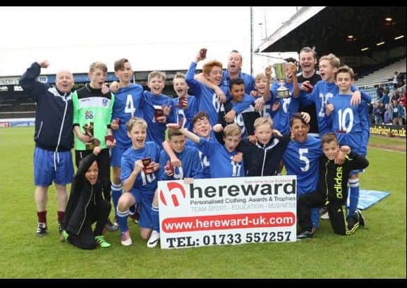 Hampton Under 13s with the PFA Cup.