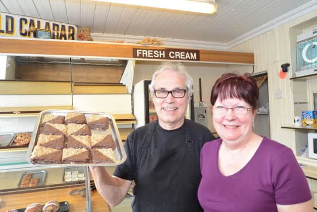 Roger and Lynda Spires who have retired as bakers at Spires Bakery on the Triangle, Millfield EMN-160527-184720009
