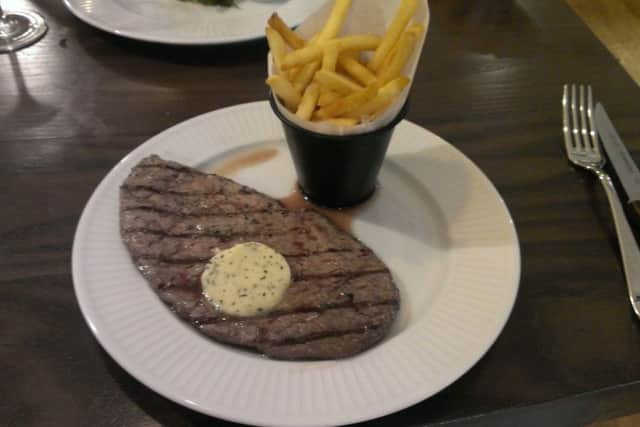 Brad Barnes dines at Cote Brasserie