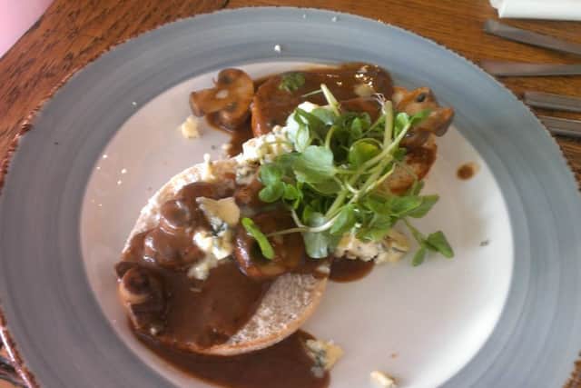 Brad Barnes dines at the Woodman at Thorpe Wood, Peterborough