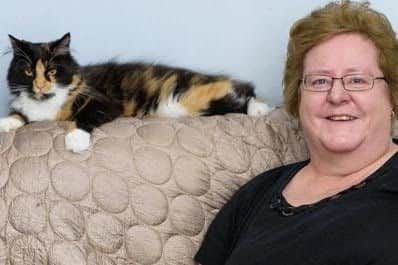 Tracey Jessop-Thompson and her cat Jessie - Photo credit - Georgi Mabee