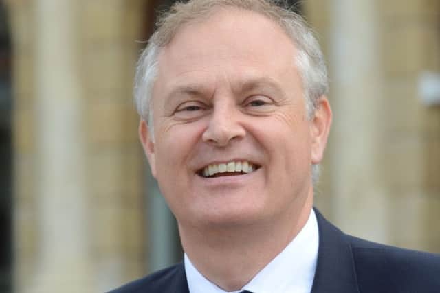 Stewart Jackson MP EMN-160918-194957009