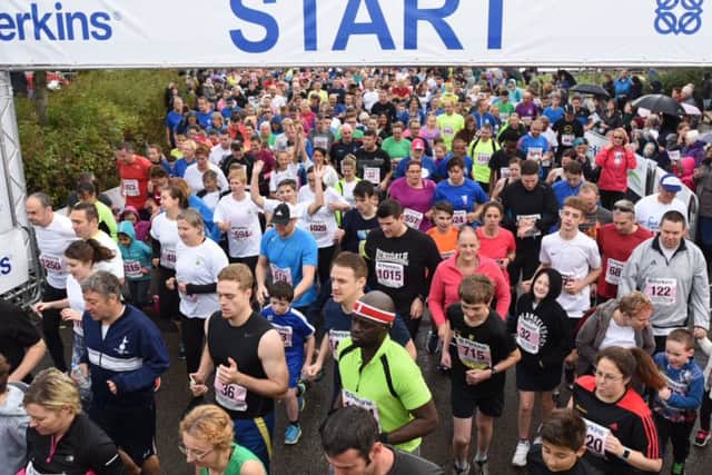 A record 4,160 runners start the 2016 Great Eastern Run. Photo: David Lowndes.