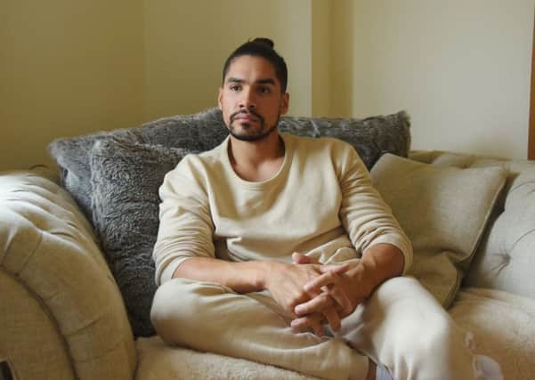 Louis Smith at home  EMN-161210-161340009