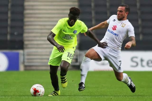 Leonardo Da Silva Lopes in action.