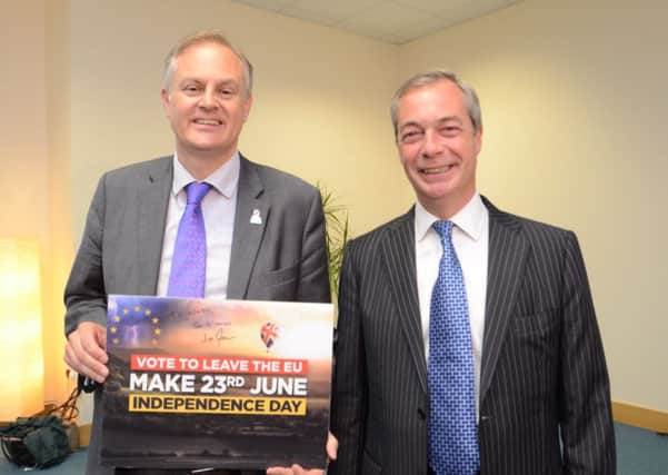 Nigel Farage with Stewart Jackson EMN-160616-194137009