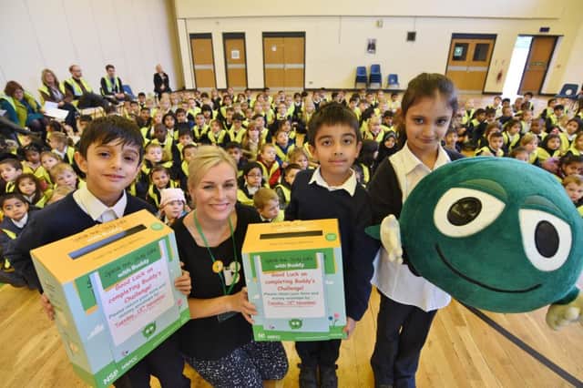Lisa Hynes from NSPCC  pictured at an assembly with pupils from Gladstone Primary school EMN-161031-164051009