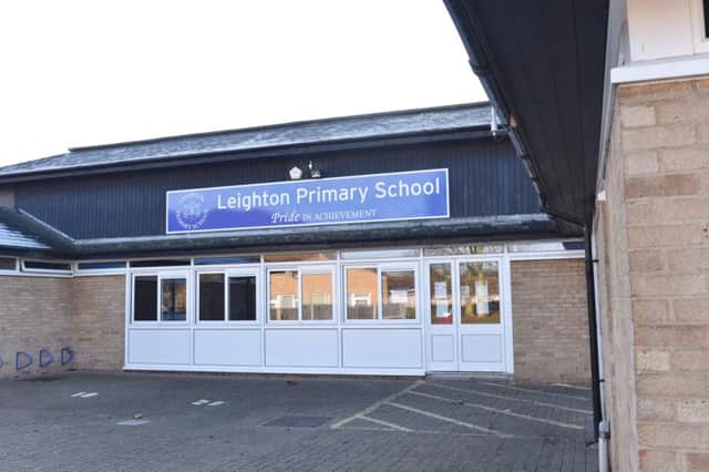 Leighton primary school exteriors following closure due to mice infestation. EMN-161130-153632009