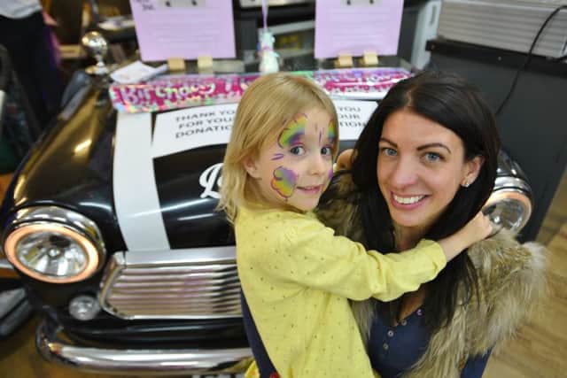 Zoe and Phoebe Crowson