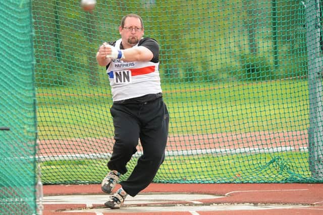 Simon Achurch.