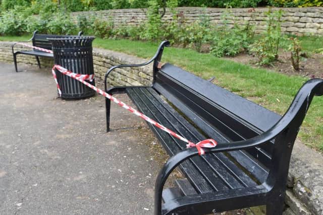 Vandalism in Central Park EMN-170905-103524009