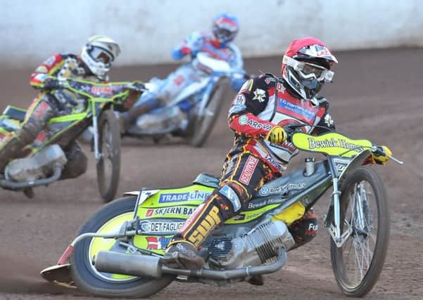 Lasse Bjerre guests for Panthers in Newcastle.