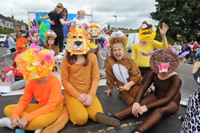 Werrington Carnival parade - 29th Werrington brownies EMN-170625-085300009