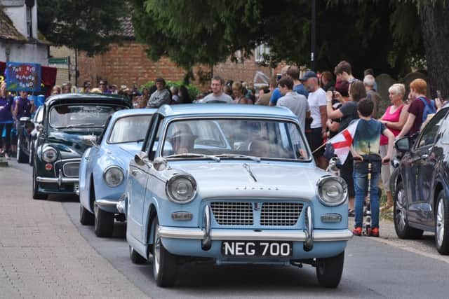 Werrington Carnival parade - EMN-170625-085359009