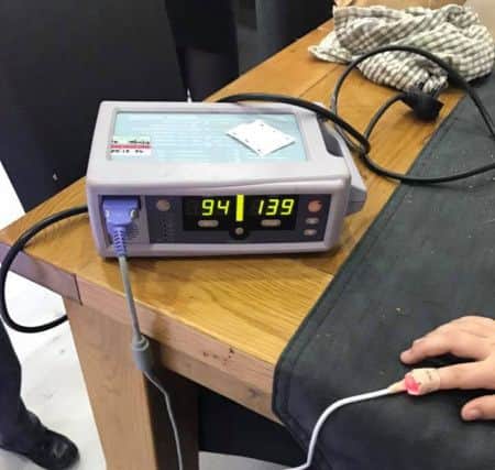Have you seen this oxygen saturation monitor KvehU8f5v0MhEQWOe4GN
