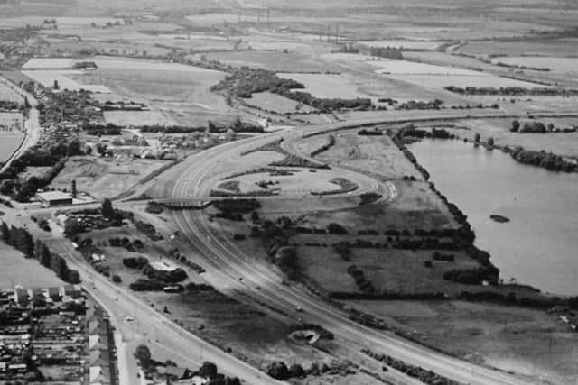Aerials and plans of southern township, hampton, 1996METP-ET library copies ENGEMN00120120929090634