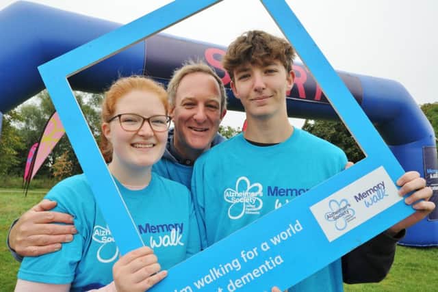 Alzheimers Memory Walk at Ferry Meadows . Jayne, Wayne and Shane Hunt. EMN-170917-150133009