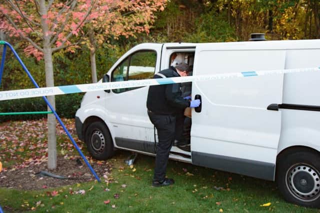 Police incident at a dead end,
Hawksbill Way, Peterborough
Tuesday 17 October 2017.
Picture by Terry Harris. THA