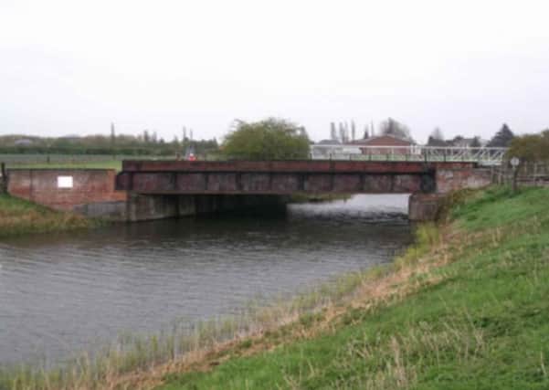 Vernatts Drain rail bridge is to be replaced, causing rail disruption over the weekend. EMN-171020-102409001