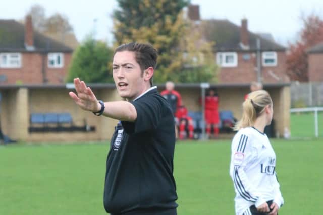 Referee Tom Beeton.